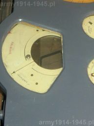 118. ORP Błyskawica, kalkulator FKC po lewej burcie. 