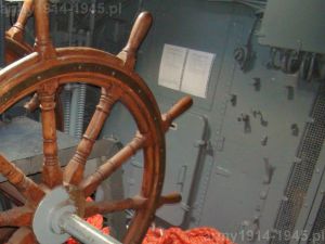 29. ORP Błyskawica, przód prawej ściany. 