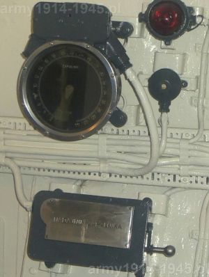 94. ORP Błyskawica, wskaźnika nastaw zapalnika i nadajnik zapalnika.