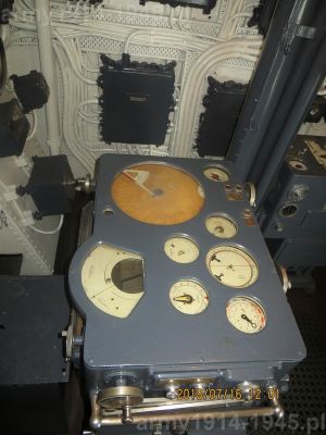 116. ORP Błyskawica, szersze ujęcie  kalkulatora FKC.