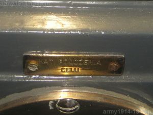 124. ORP Błyskawica, tabliczka na korektorze na przechyły własne okrętu. RCU (Roll Corrector Unit)