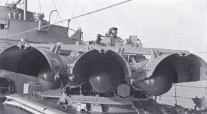 24. ORP Grom, ORP Błyskawica – układ kierowania strzelaniami torpedowymi. 