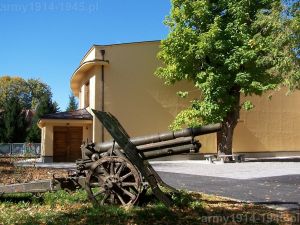 10cm M16 ŠKODA AVNOJ-Museum w Bihać (Wikipedia) 