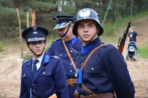 b_300_0_16777215_00_images_Rek1_Policja_GRH_polic_9.jpg