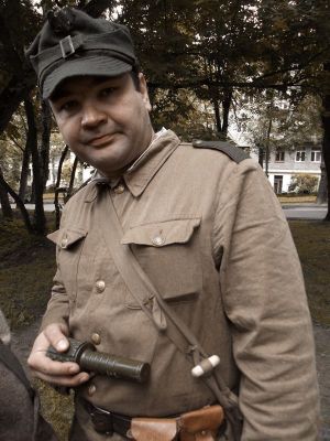 b_300_0_16777215_00_images_Rek1_TowarzBroni_sylw1DP_towarz_66.jpg