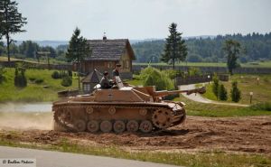 b_300_0_16777215_00_images_Rek1_TowarzBroni_tawarz_19.jpg