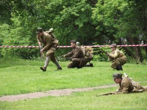 b_300_0_16777215_00_images_Rek1_TowarzBroni_towarz_56.jpg