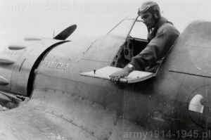 Użyteczne boczne drzwiczki F.5