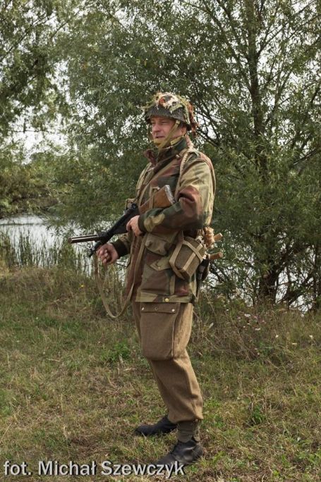 b_455_684_16777215_00_images_Rek1_grhPSZ_Driel44_arnhem_22.jpg