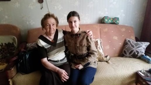17. członkini OGRH PWK z panią Haliną, pewiaczką 